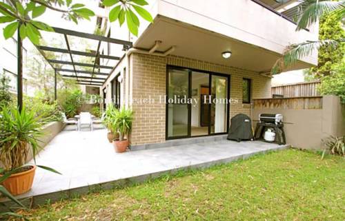 Bondi Beach Garden Apartment - A Bondi Beach Holiday Home