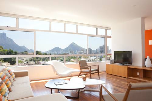 WhereInRio W70 - 4 Bedroom Apartment in Leblon