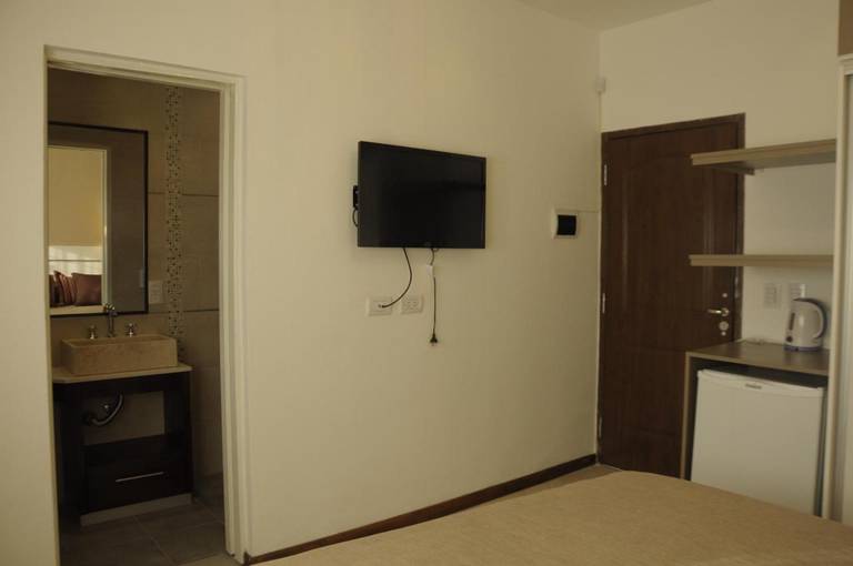 Lom Suites