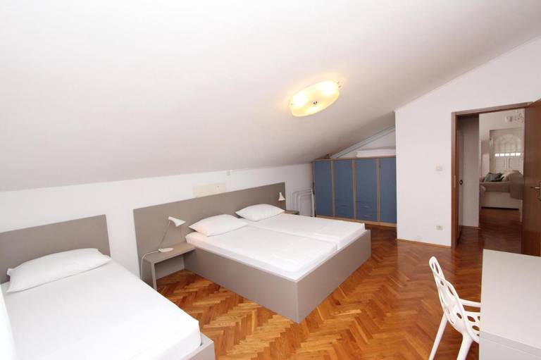 Ambienti Apartment