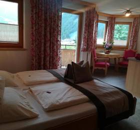 Appartements Austria Hotel Garni в Майрхофене