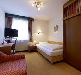 Туры в Schwarzer Adler Wellness Hotel в Австрии