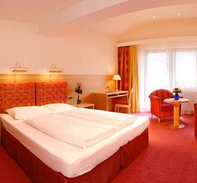 Туры в Strass Sporthotel в Австрии