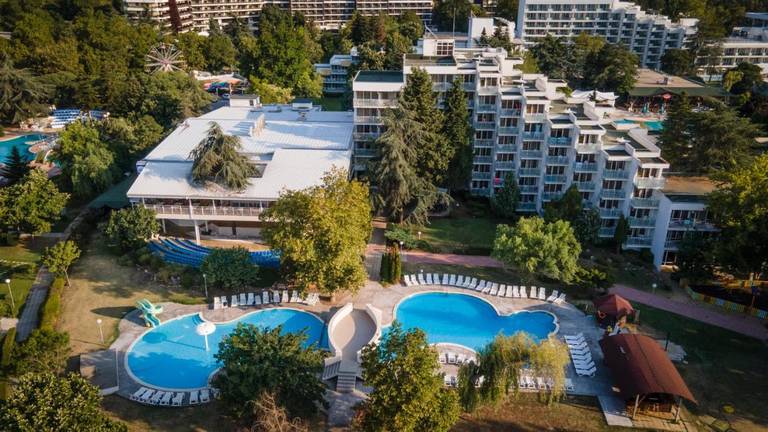 Sandy Beach Hotel