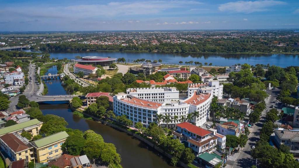 Silk Path Grand Hue Hotel & Spa 4*