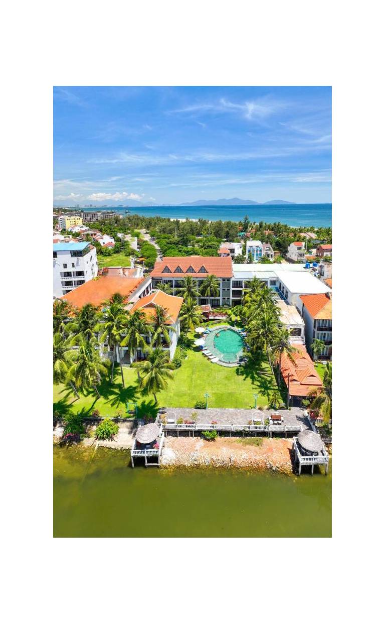 River Beach Resort & Residences