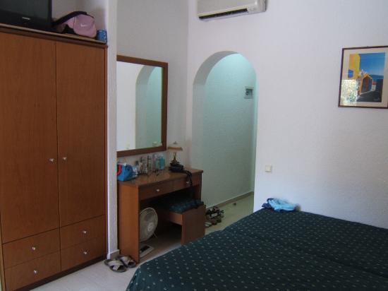 Alikes Apartments