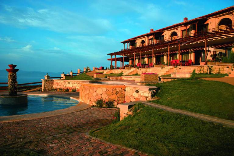 Akritas Ef Zin Villas & Suites