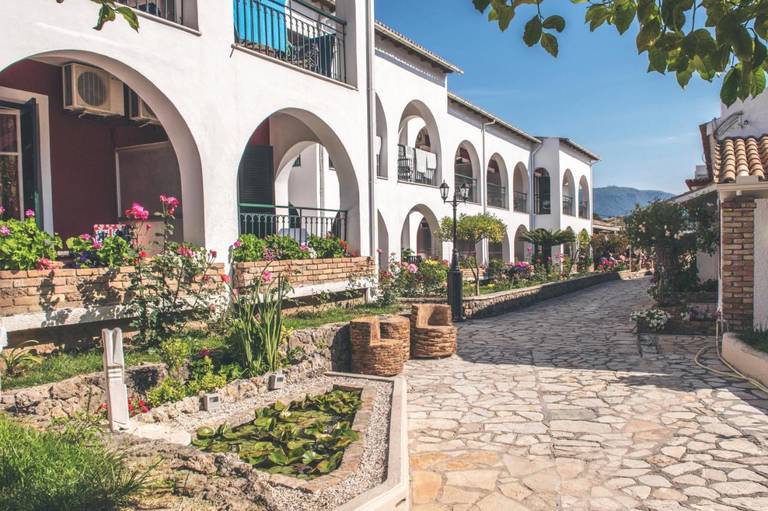Iliada Beach Hotel