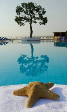 Kinetta Beach Resort & Spa 4* Греция, Лутраки