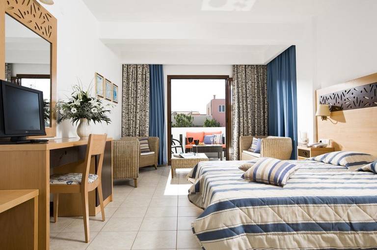Maritimo Beach Hotel