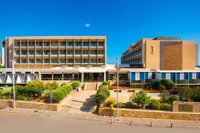 I-Resort Beach Hotel And Spa