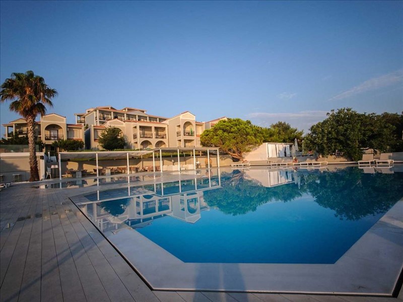 The Bay Hotel & Suites 5*