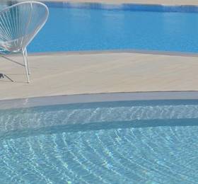 The Bay Hotel & Suites в Закинтосе
