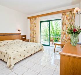 Vantaris Garden & Corner в Крите