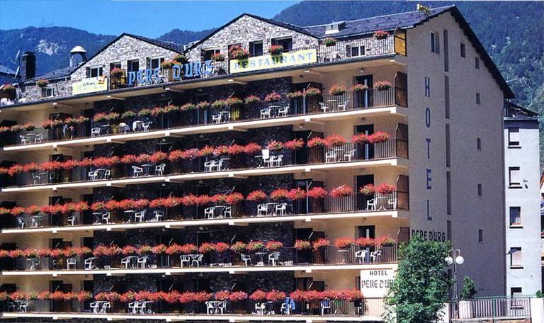 Pere d'Urg Hotel