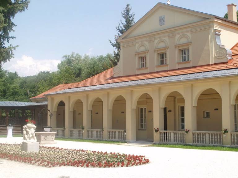 Kastely