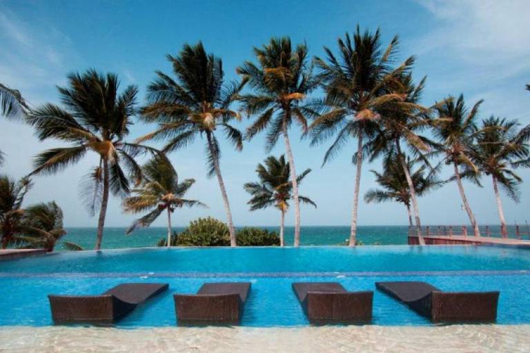 Chana Hoteles El Cardon