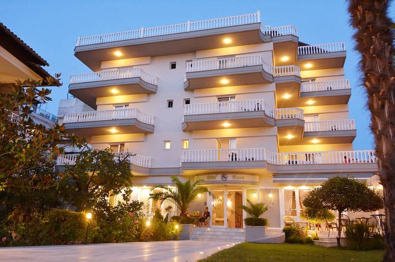Ioni Hotel