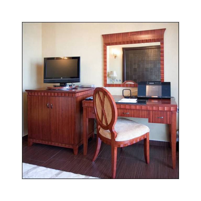 Royal Palace Resort & Spa