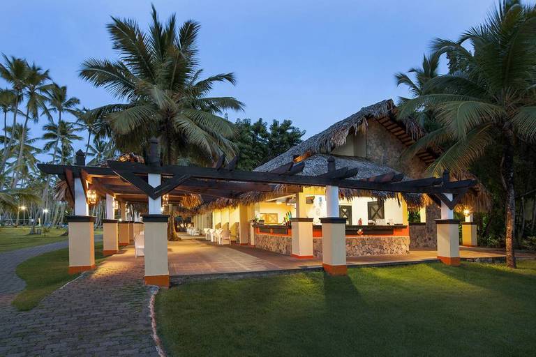 Select at Grand Paradise Samana