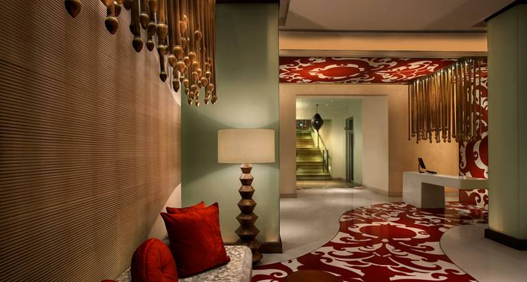 Sheraton Mughal