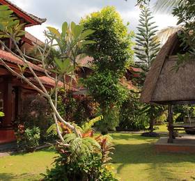 Garden View Cottages в Убуде