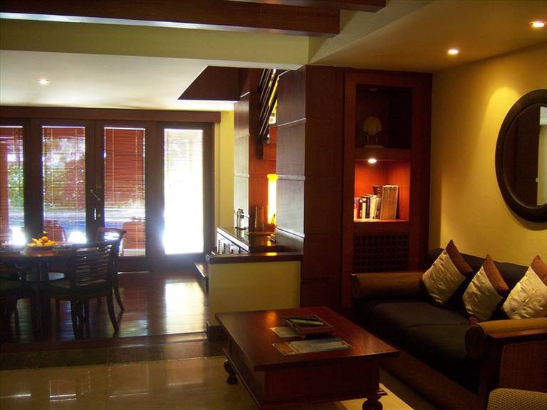 Pool Villa Club