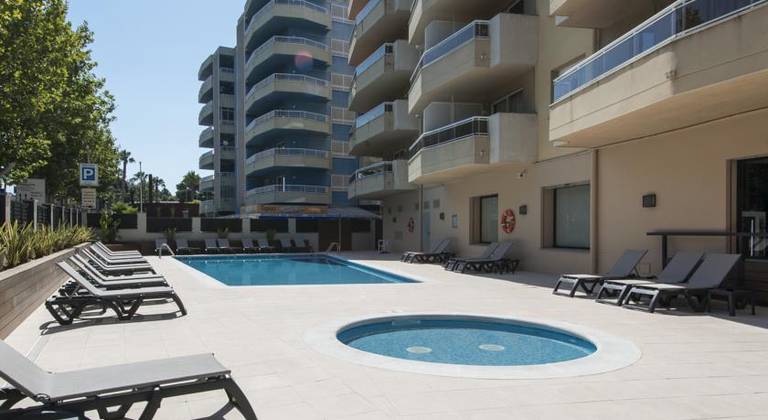 California Apartamentos
