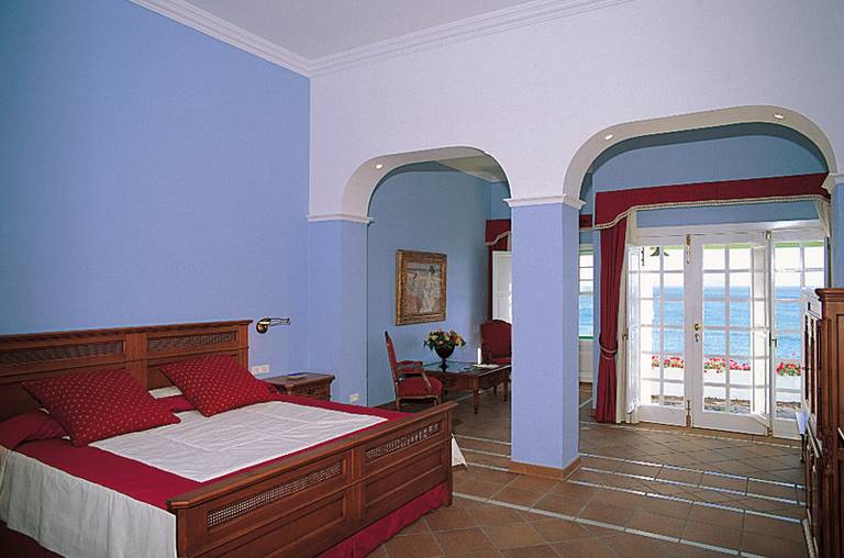 Casa Del Embajador