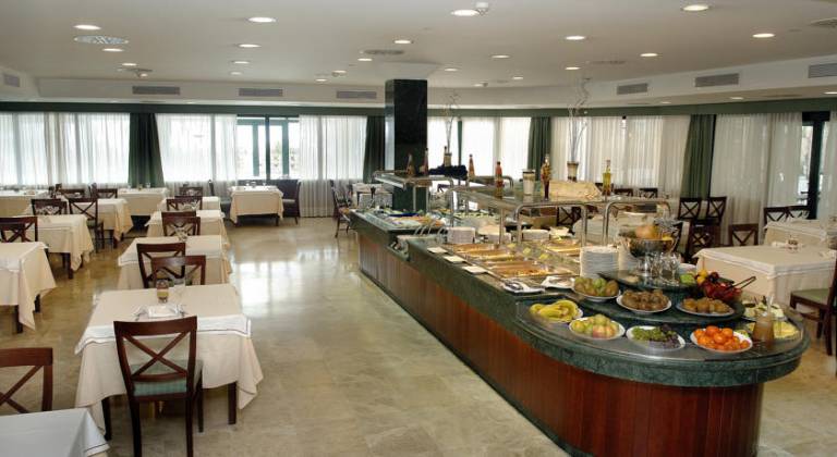 Hipocrates Curhotel
