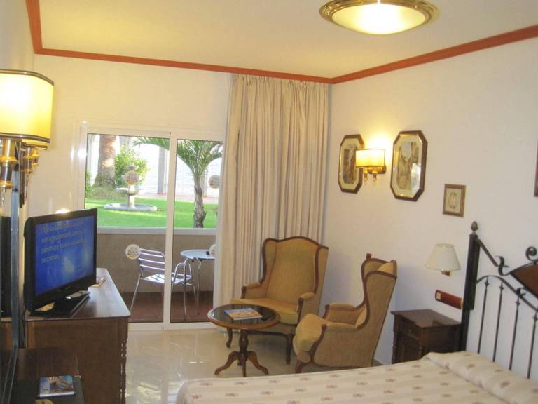 San Agustin Beach Club