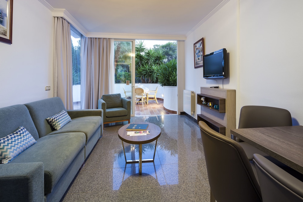 Suite Hotel S'Argamassa Palace 4*