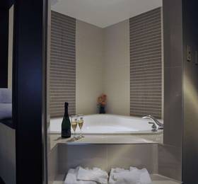 Best Western Denham Inn & Suites в Эдмонтоне