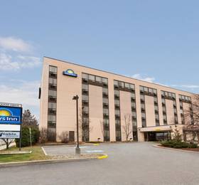 Отдых в Days Inn Ottawa West - Канада, Оттава