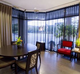 Hampton Inn Vancouver Airport в Ричмонде