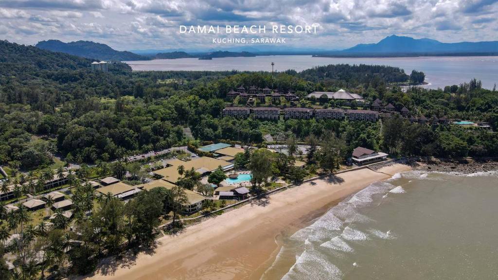 Damai Beach Resort 4*