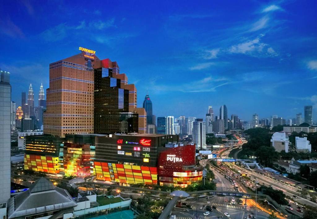 Sunway Putra Hotel 5*
