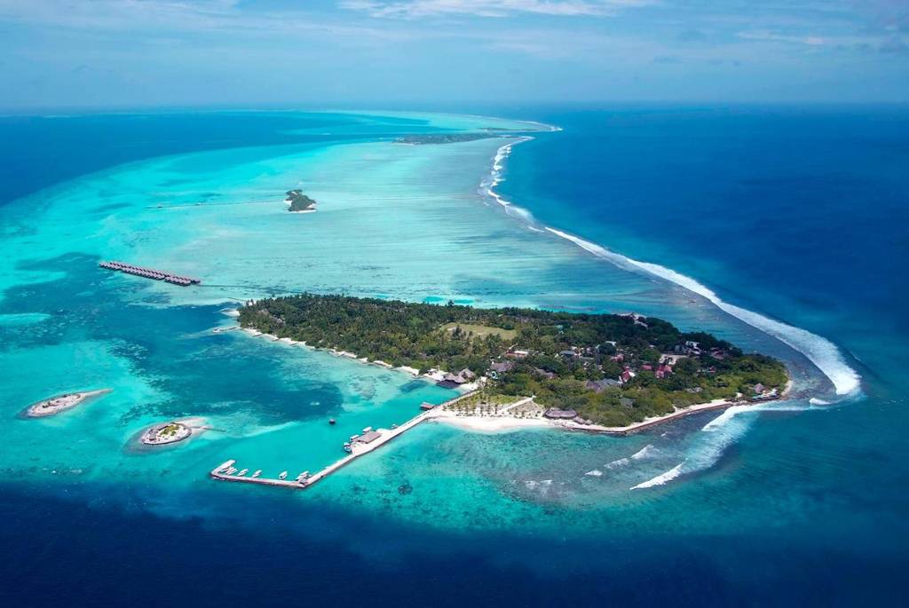 Adaaran Select HudhuranFushi 4*