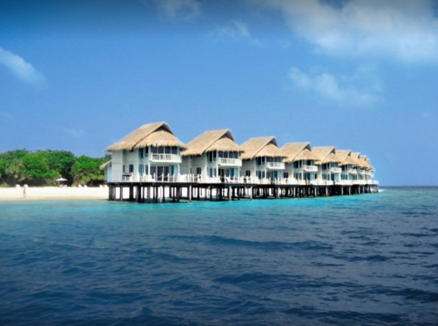 J Resort Alidhoo 4*