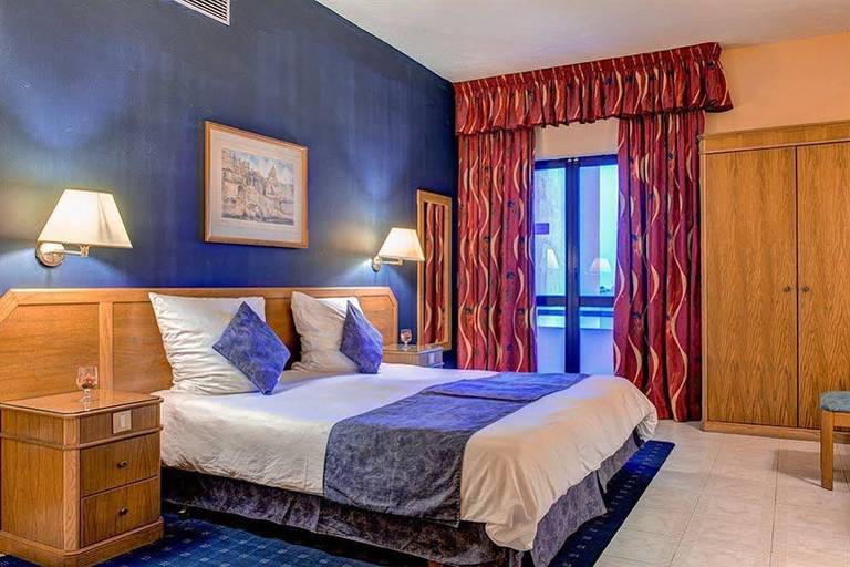 The Coastline Hotel