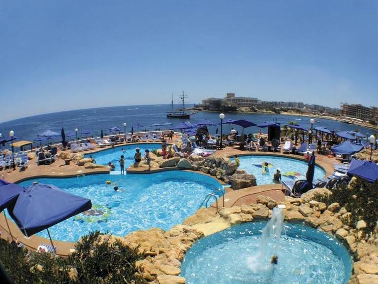 Corinthia San Gorg
