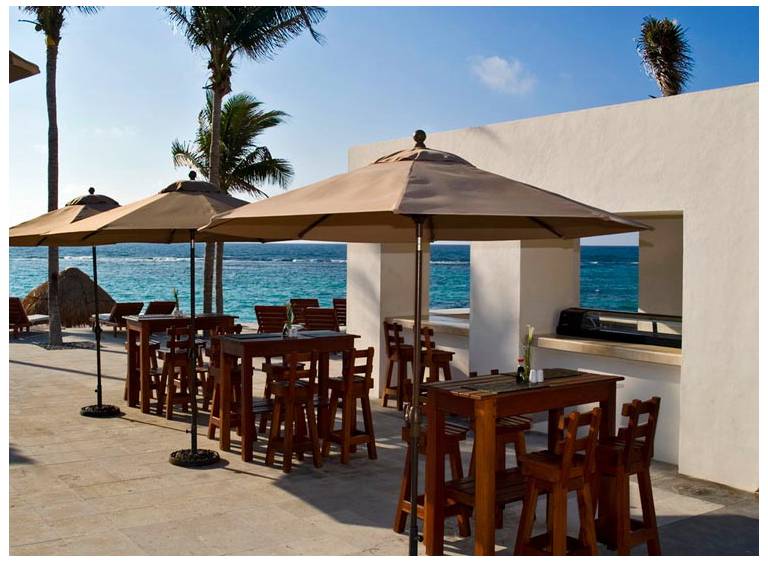Oasis Akumal