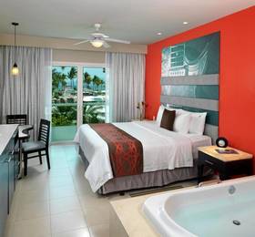 Hard Rock Hotel Vallarta в Пуэрто-Вальярте