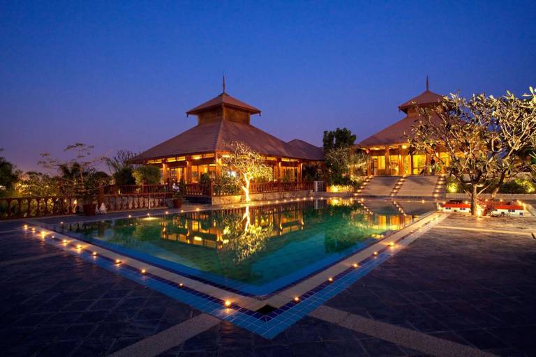 Aureum Palace Hotel & Resort