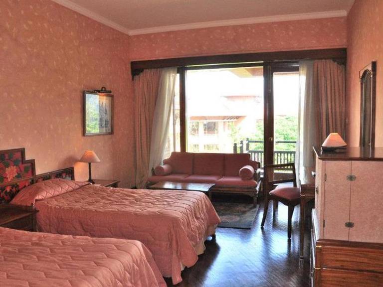 Fulbari Resort And Spa
