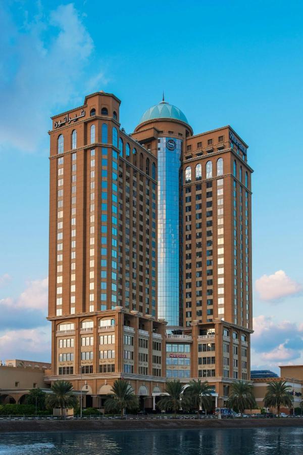 Sheraton Dubai Mall of the Emirates Hotel 5*