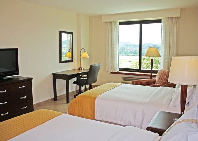 Holiday Inn Panama Canal
