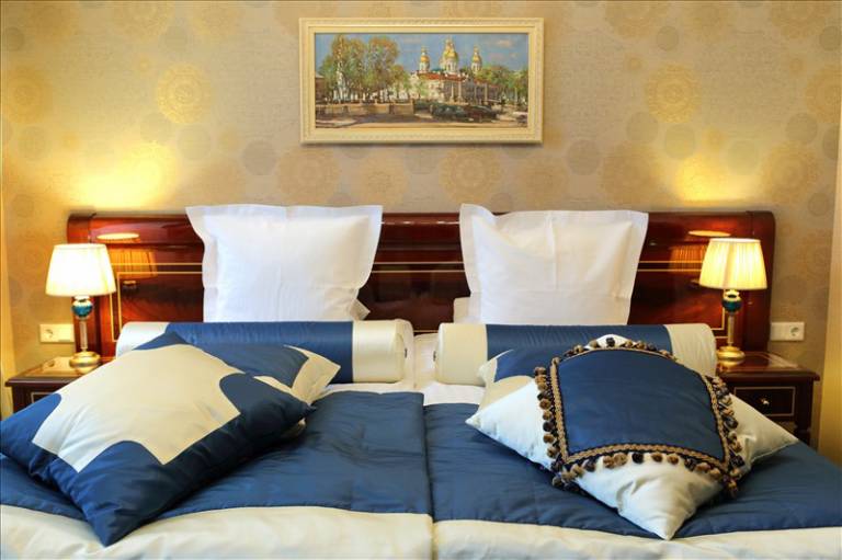 Golden Triangle Hotel Saint Petersburg