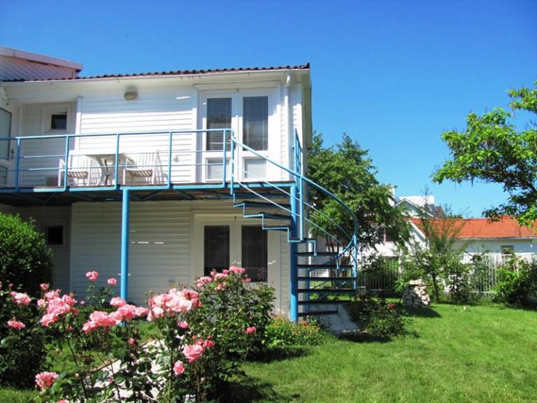 White Inn & Delta Villa
